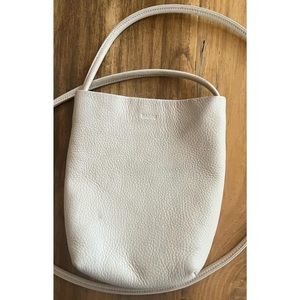 BAGGU White Leather Crossbody Purse